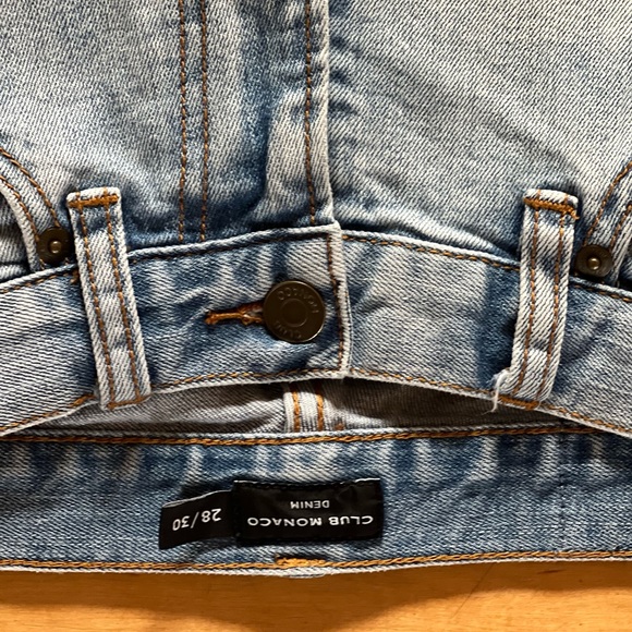 Club Monaco Relaxed Slim-cut Jeans - Picture 3 of 5